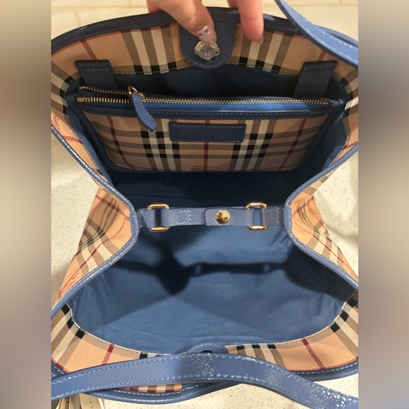 NWT Burberry Sm Canterbury Tote - Picture 9 of 15